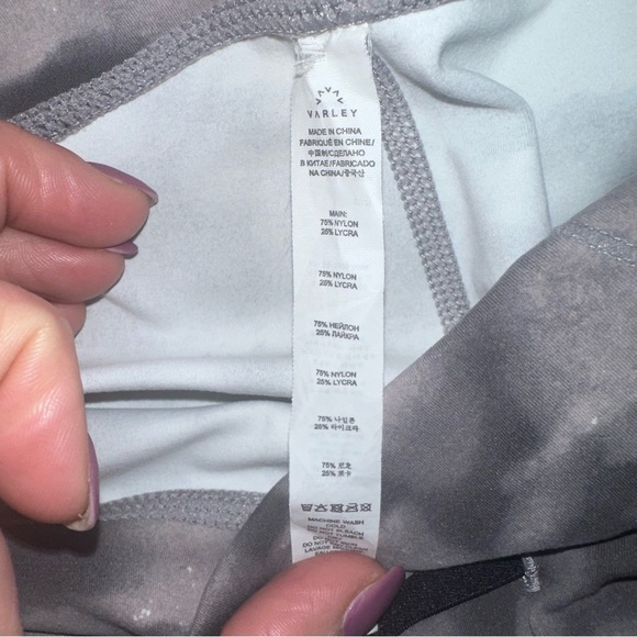 Varley Let's Go Leggings in Concrete Leaf Woman’s Size Medium - Picture 8 of 11